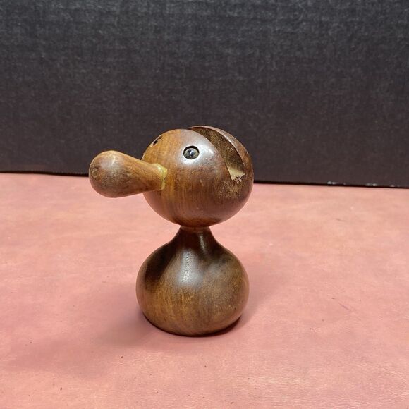 Handmade Nose Shaped Wooden Eyeglass Spectacle Display Stand Holder - Picture 3 of 9